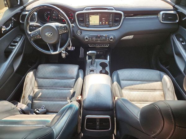 2017 KIA SORENTO