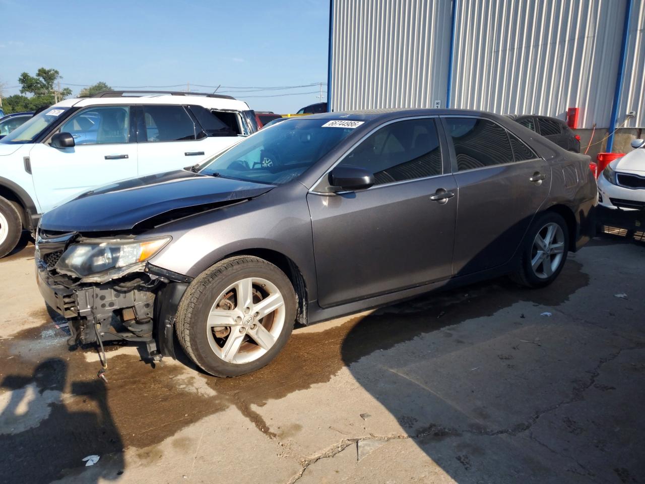 2014 TOYOTA CAMRY