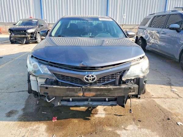 2014 TOYOTA CAMRY
