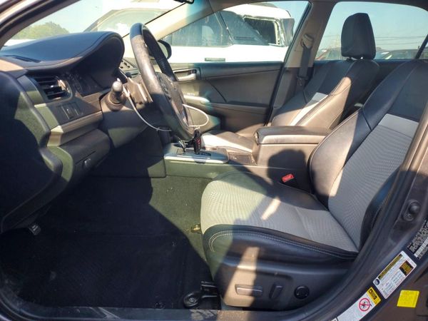 2014 TOYOTA CAMRY