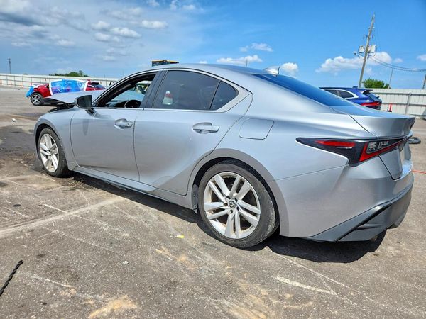 2021 LEXUS IS