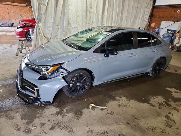 2022 TOYOTA COROLLA