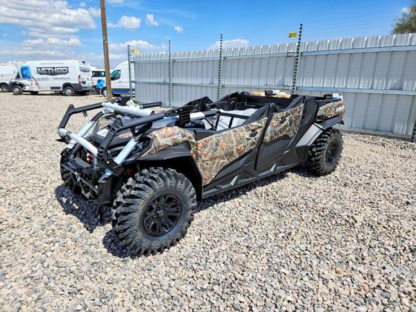 2026 CAN-AM COMMANDER