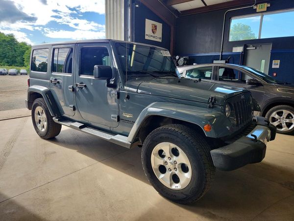 2015 JEEP WRANGLER UNLIMITED SAHARA 4X4