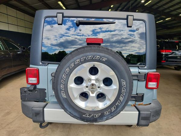 2015 JEEP WRANGLER UNLIMITED SAHARA 4X4