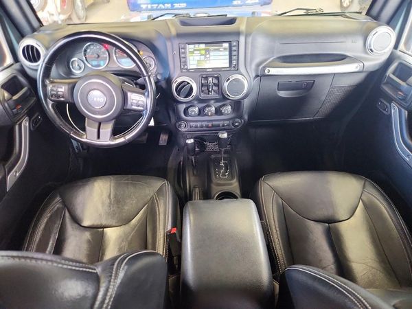 2015 JEEP WRANGLER UNLIMITED SAHARA 4X4