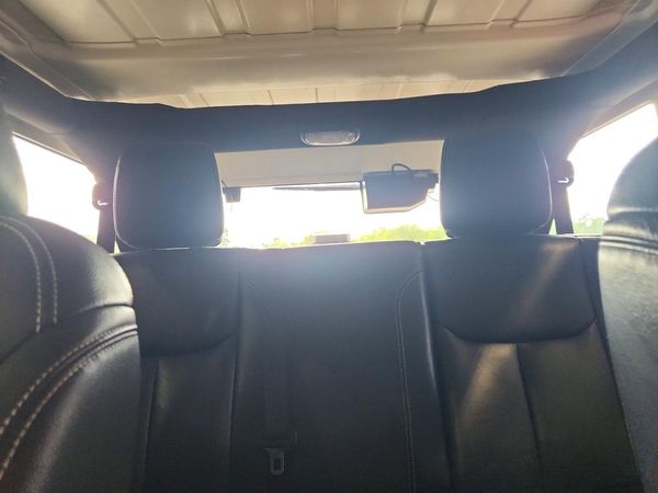 2015 JEEP WRANGLER UNLIMITED SAHARA 4X4