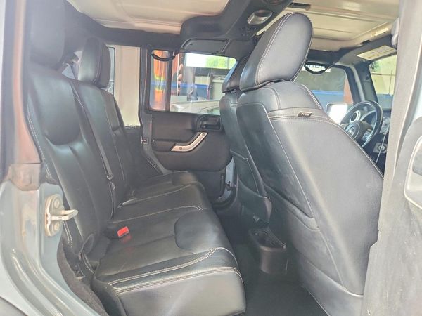 2015 JEEP WRANGLER UNLIMITED SAHARA 4X4