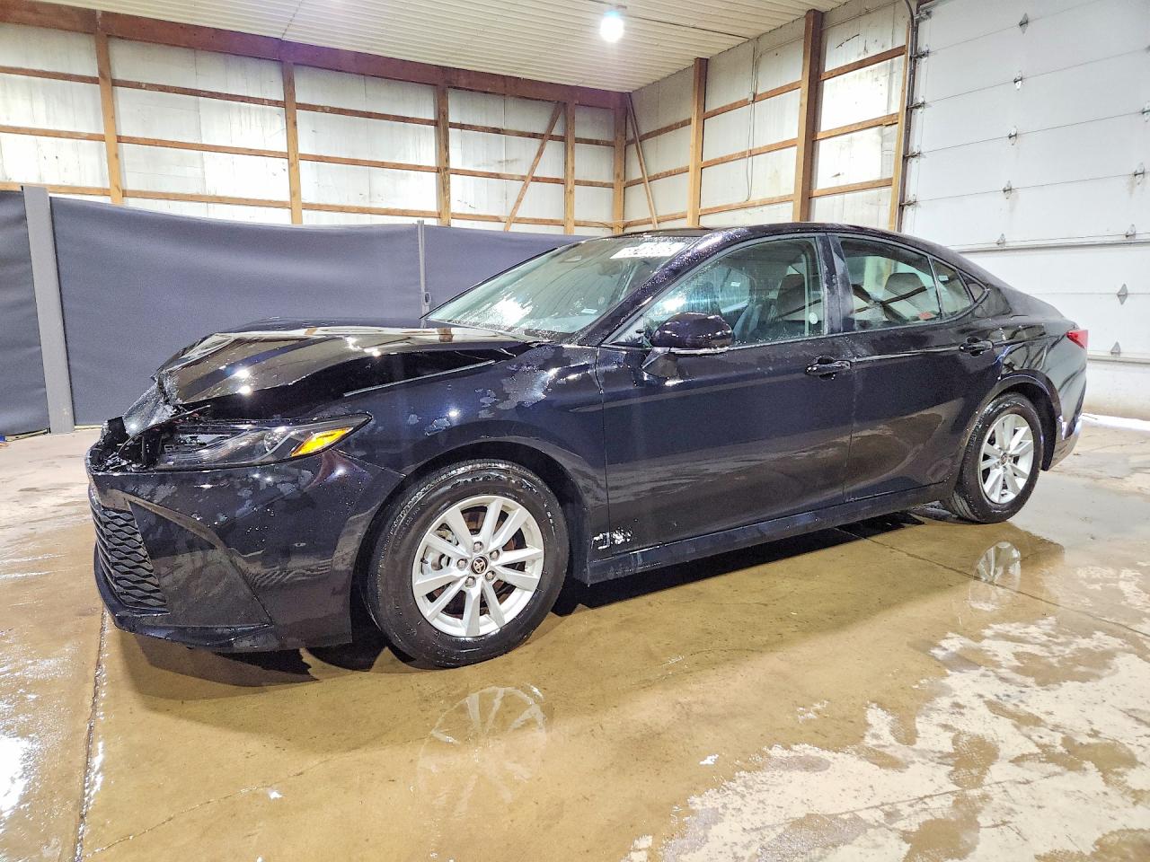 2026 TOYOTA CAMRY — Front 3/4