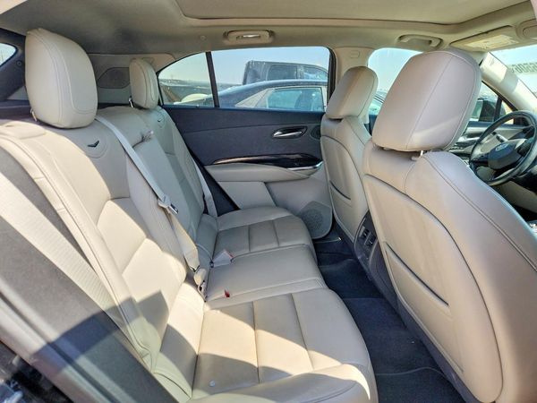 2019 CADILLAC XT4 Premium Luxury