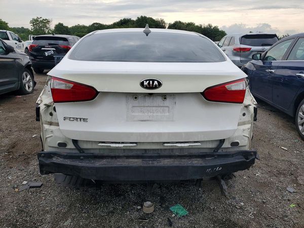 2016 KIA FORTE