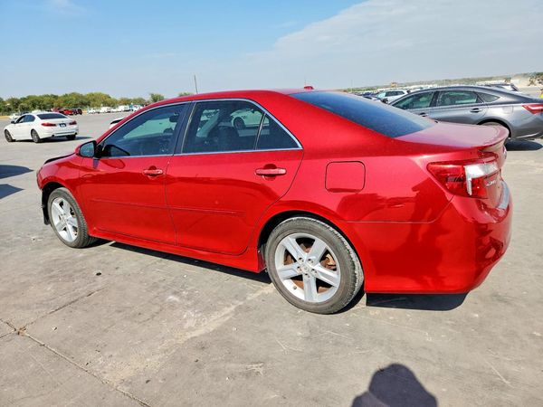 2013 TOYOTA CAMRY
