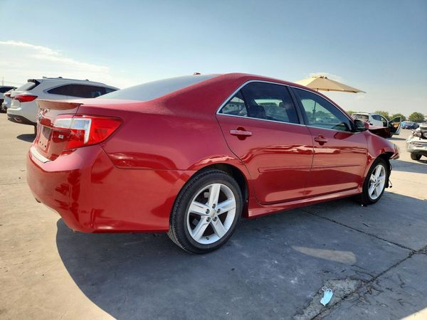 2013 TOYOTA CAMRY