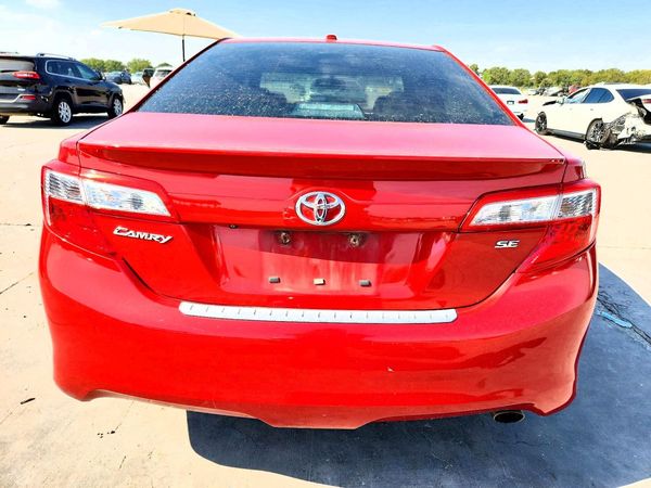 2013 TOYOTA CAMRY