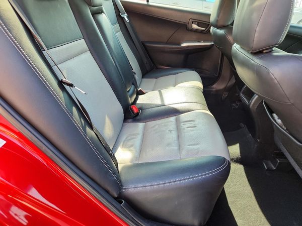 2013 TOYOTA CAMRY