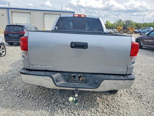 2013 TOYOTA TUNDRA SR5 — DIRR