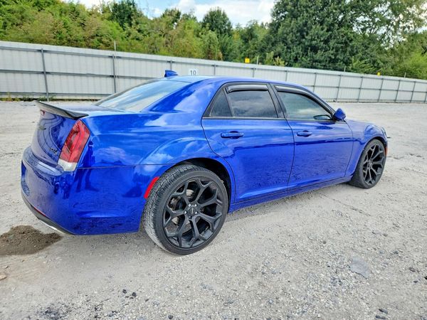 2018 CHRYSLER 300