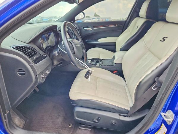 2018 CHRYSLER 300