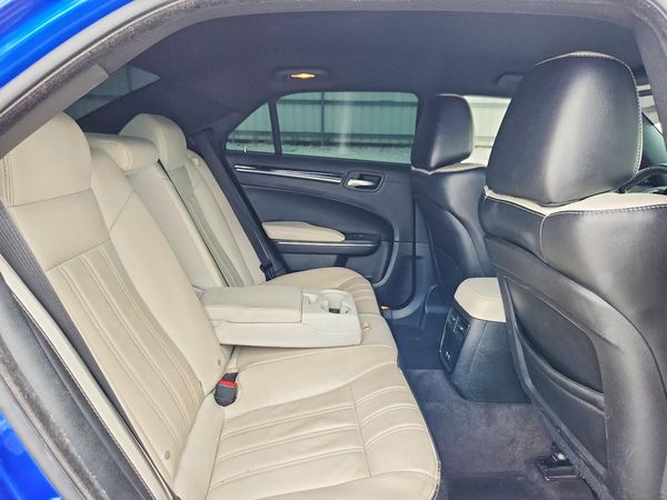 2018 CHRYSLER 300