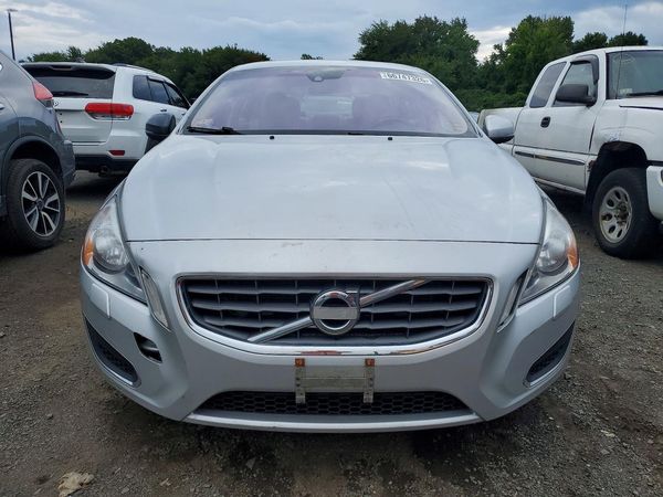 2012 VOLVO S60