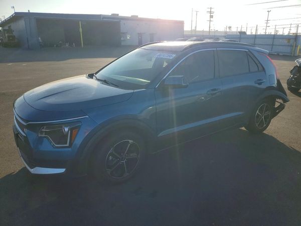 2023 KIA NIRO