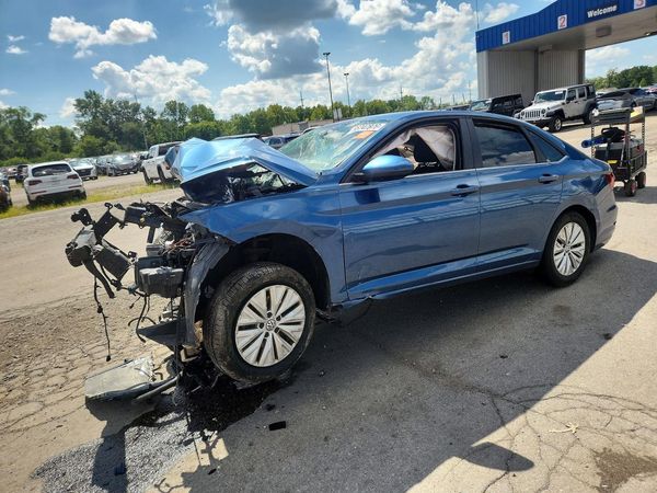 2020 VOLKSWAGEN JETTA S, SE, R-Line — Front 3/4