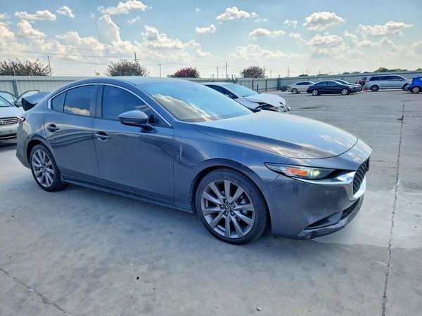 2020 MAZDA 3