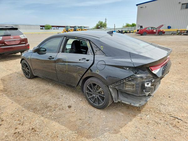 2021 HYUNDAI ELANTRA SE