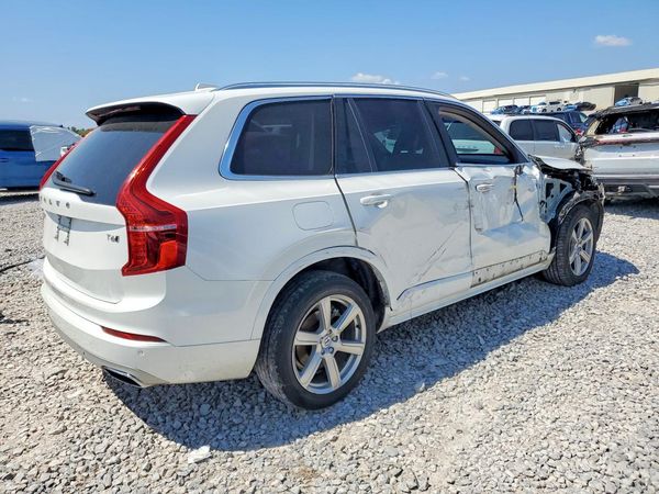 2021 VOLVO XC90