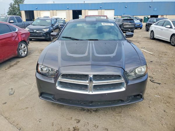 2014 DODGE CHARGER SE
