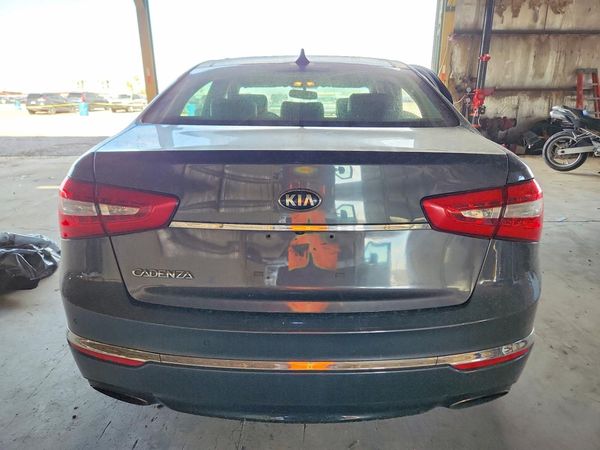 2014 KIA CADENZA