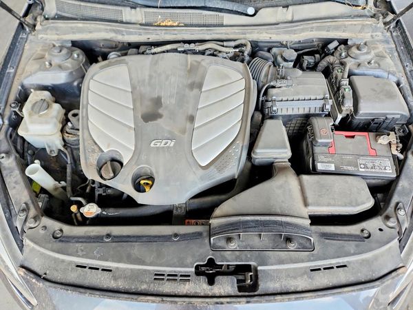 2014 KIA CADENZA