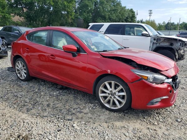 2017 MAZDA 3