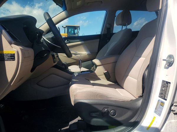 2017 HYUNDAI TUCSON