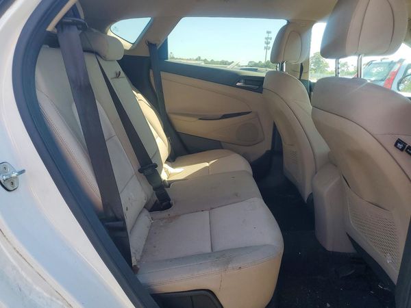 2017 HYUNDAI TUCSON