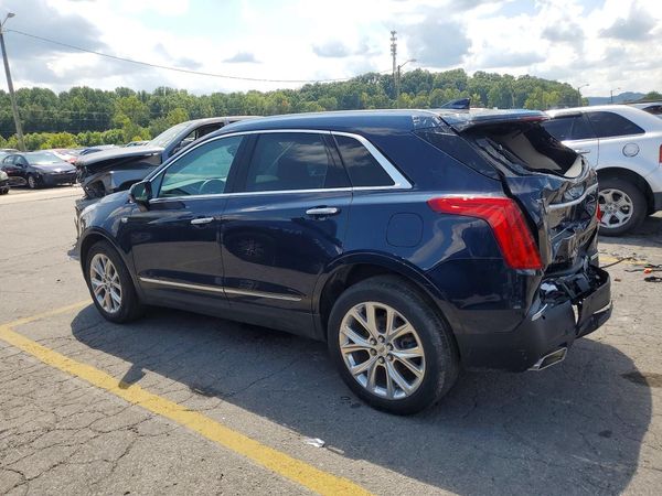 2017 CADILLAC XT5 Luxury