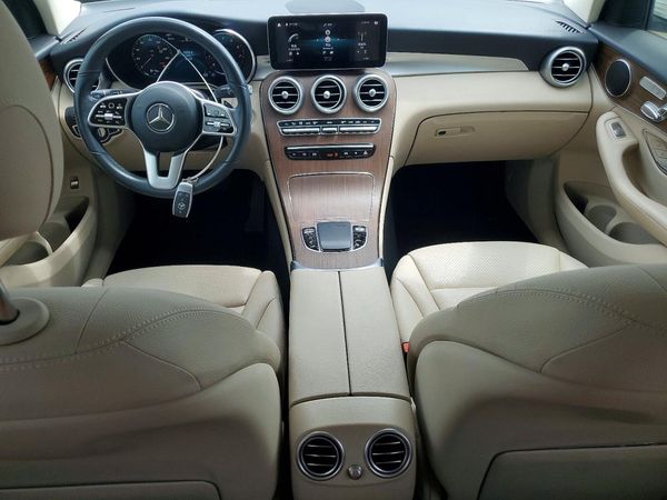 2021 MERCEDES-BENZ GLC GLC300
