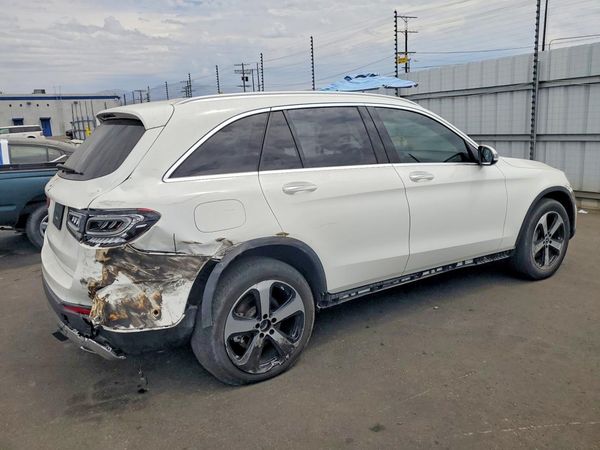 2021 MERCEDES-BENZ GLC GLC300
