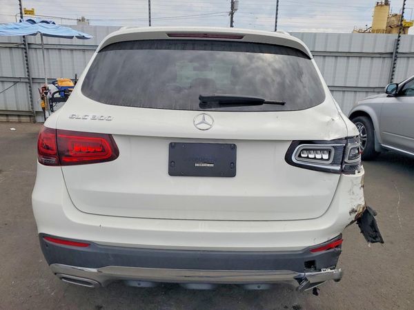 2021 MERCEDES-BENZ GLC GLC300