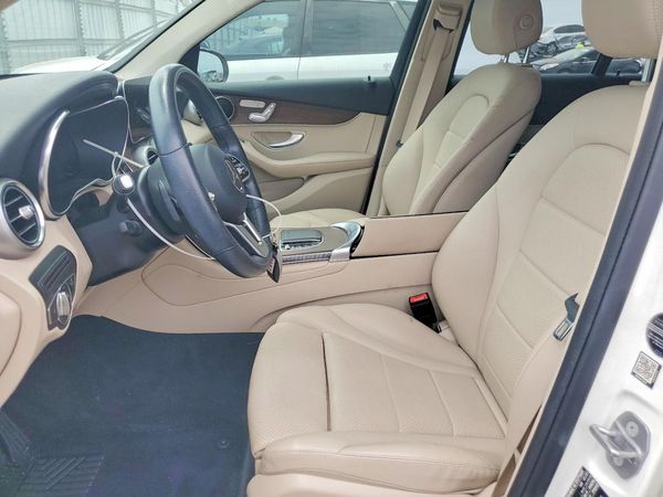 2021 MERCEDES-BENZ GLC GLC300