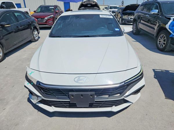 2025 HYUNDAI ELANTRA