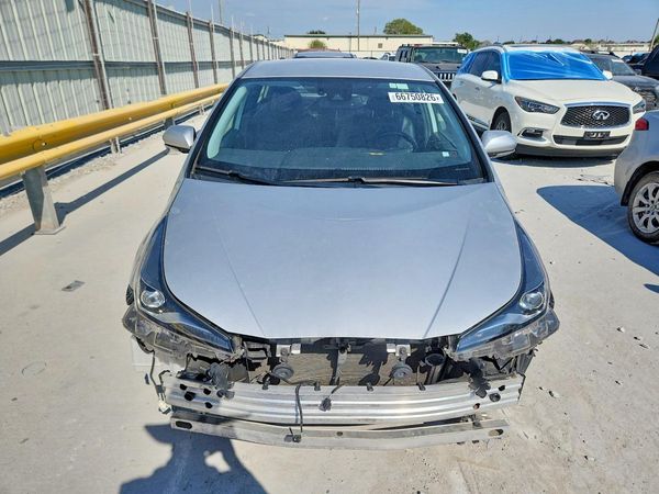 2019 TOYOTA PRIUS