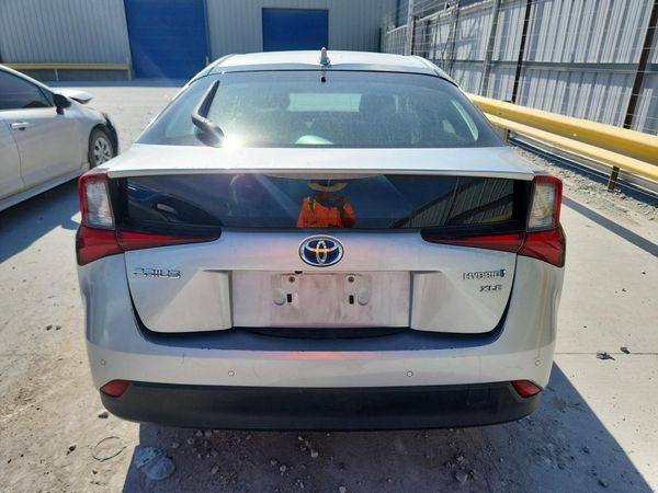 2019 TOYOTA PRIUS