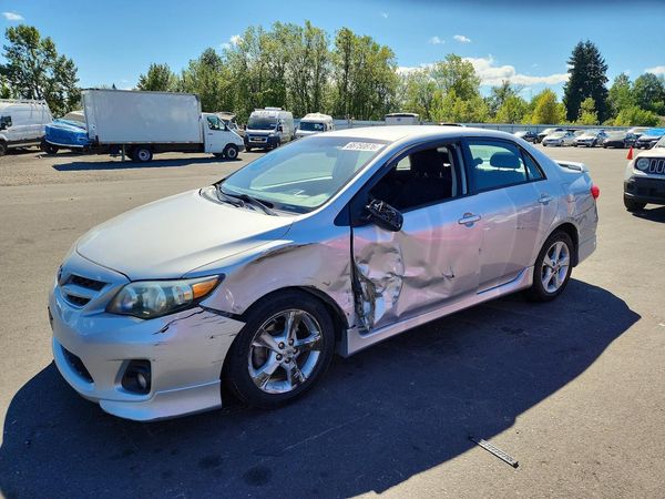 2013 TOYOTA COROLLA