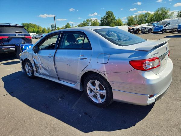2013 TOYOTA COROLLA