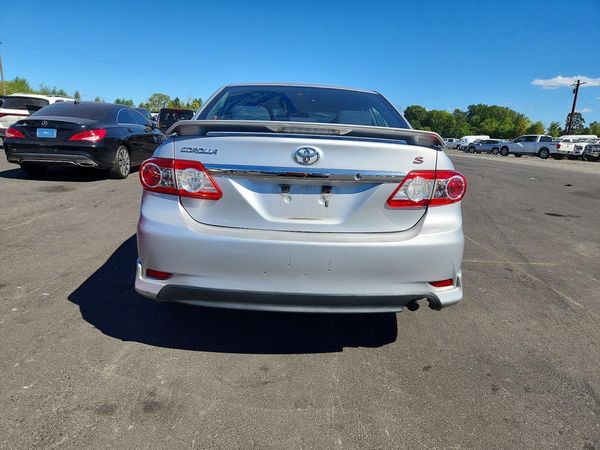 2013 TOYOTA COROLLA