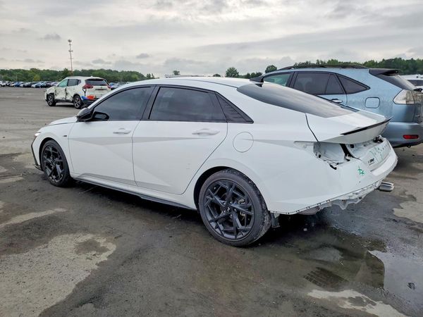 2025 HYUNDAI ELANTRA