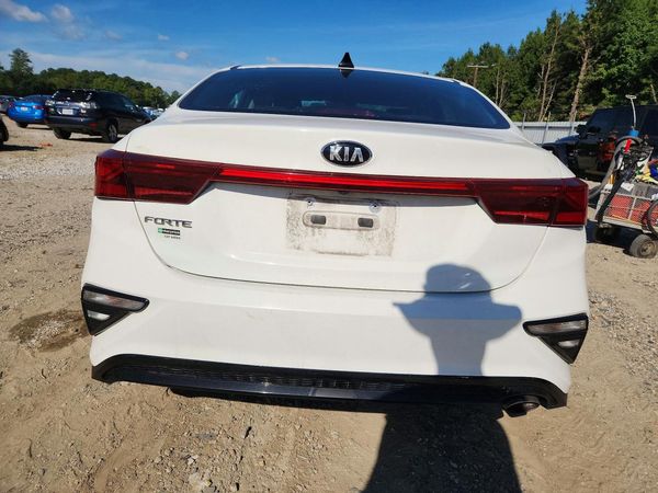 2021 KIA FORTE FE, LXS