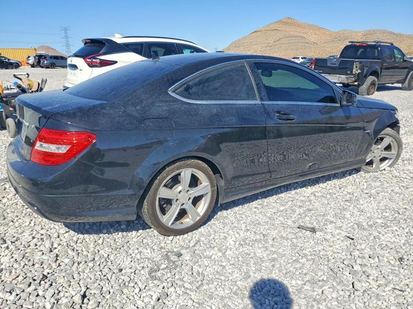 2012 MERCEDES-BENZ C