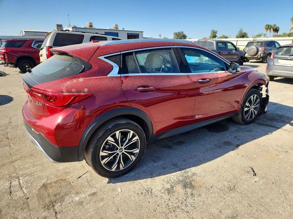 2018 INFINITI QX30
